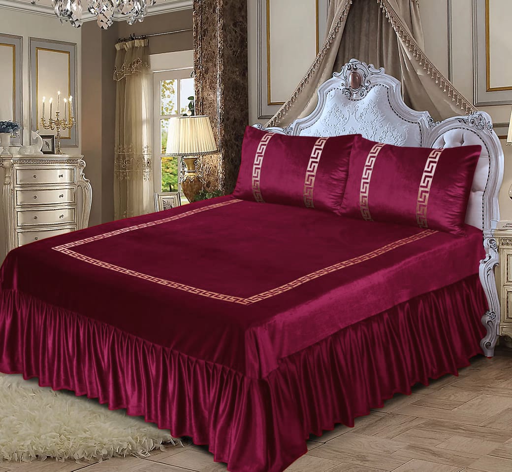 Luxury Velvet Maroon Bed Sheet Set with Golden Border 02