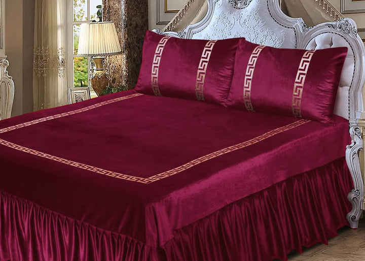 Luxury Velvet Maroon Bed Sheet Set with Golden Border 02